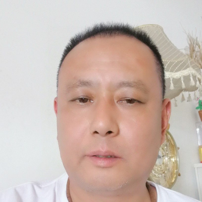 疯狂挽手尘宵的照片