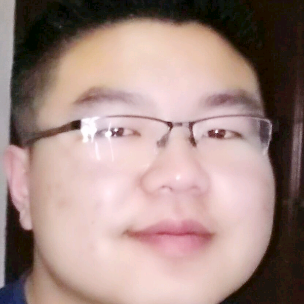 丁戈的照片