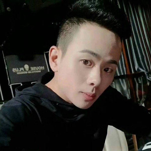 小梦霖的照片