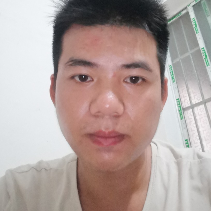难过保卫羽毛的照片