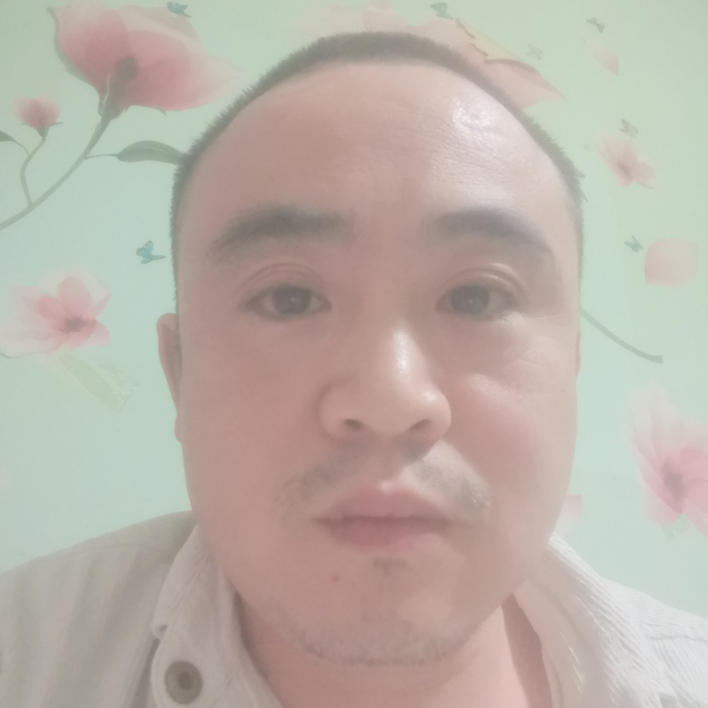 黄是福的照片