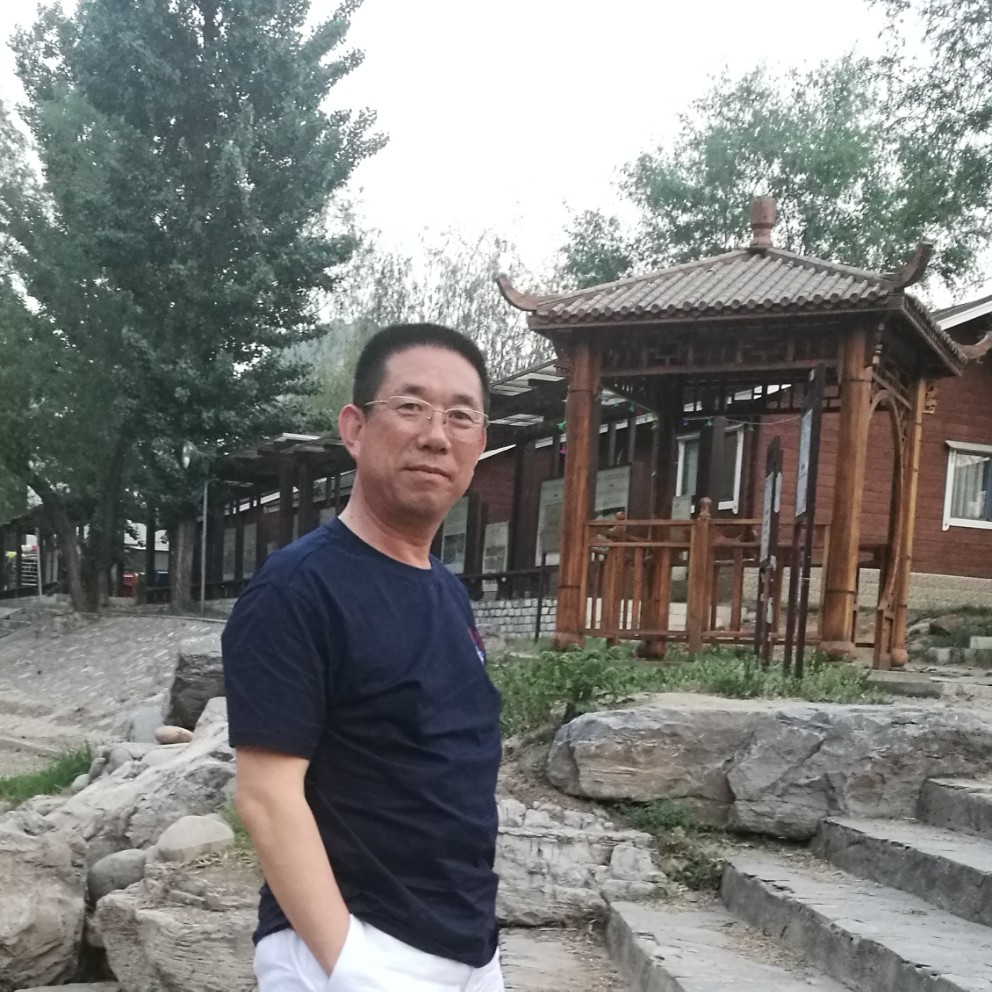 出游爬爬山什么的的照片