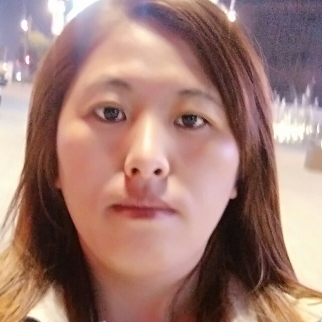 燕子飞来的照片