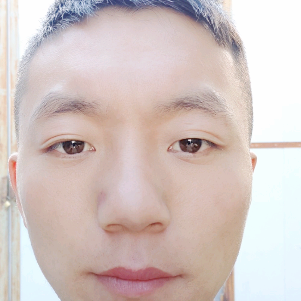 若溪蹁跹阔达的照片