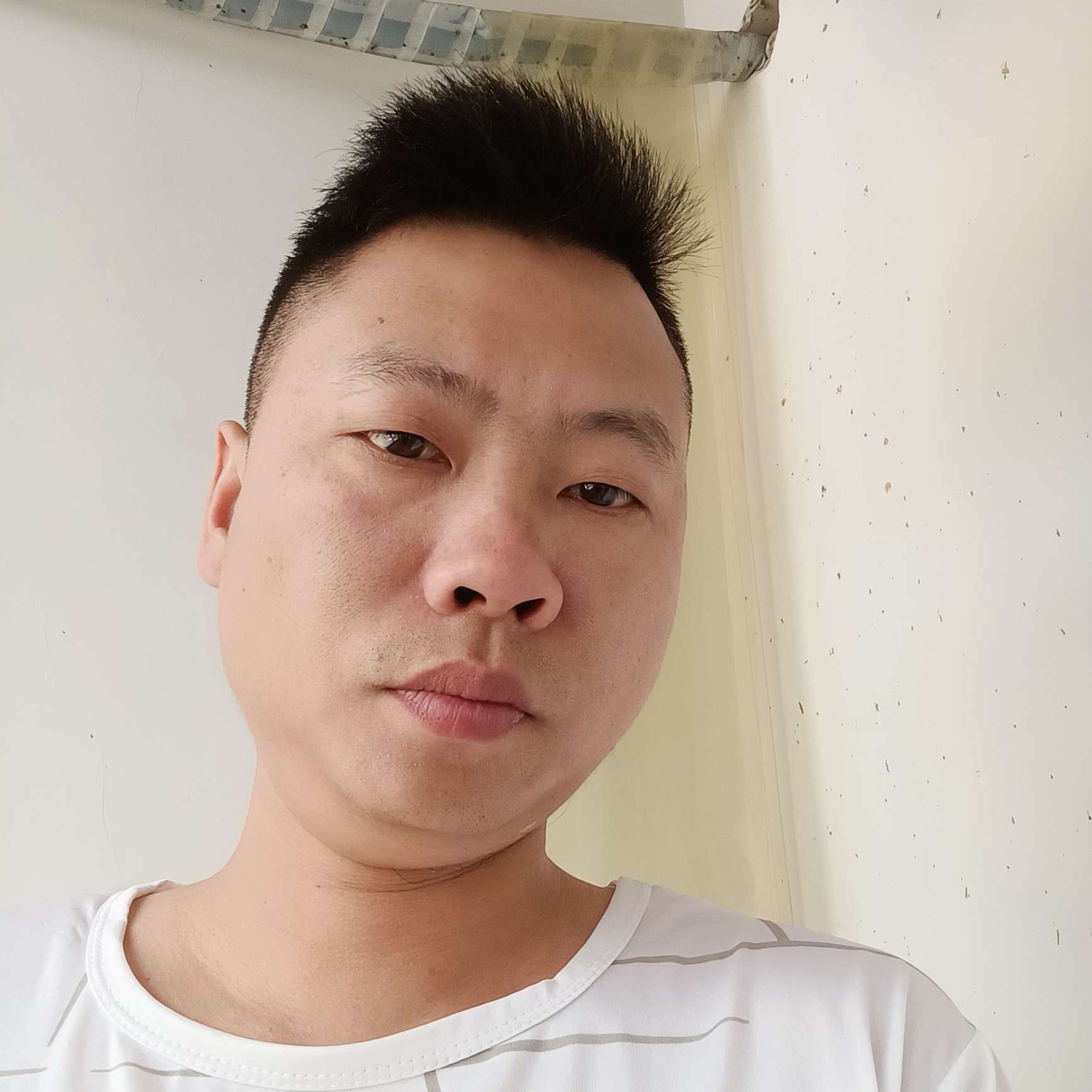酸奶瓶的照片