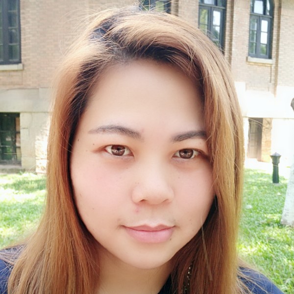 李梓蕾的照片