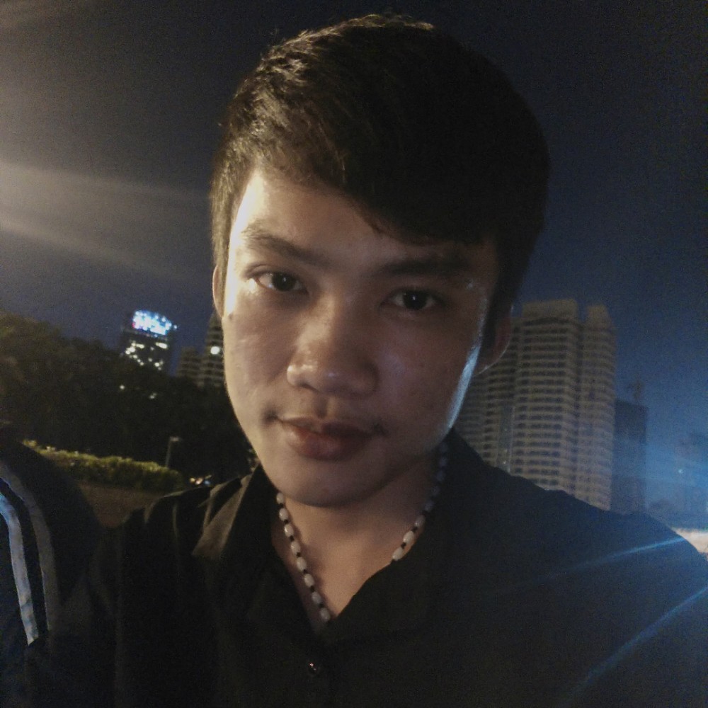 红尘苦恋魔幻的照片