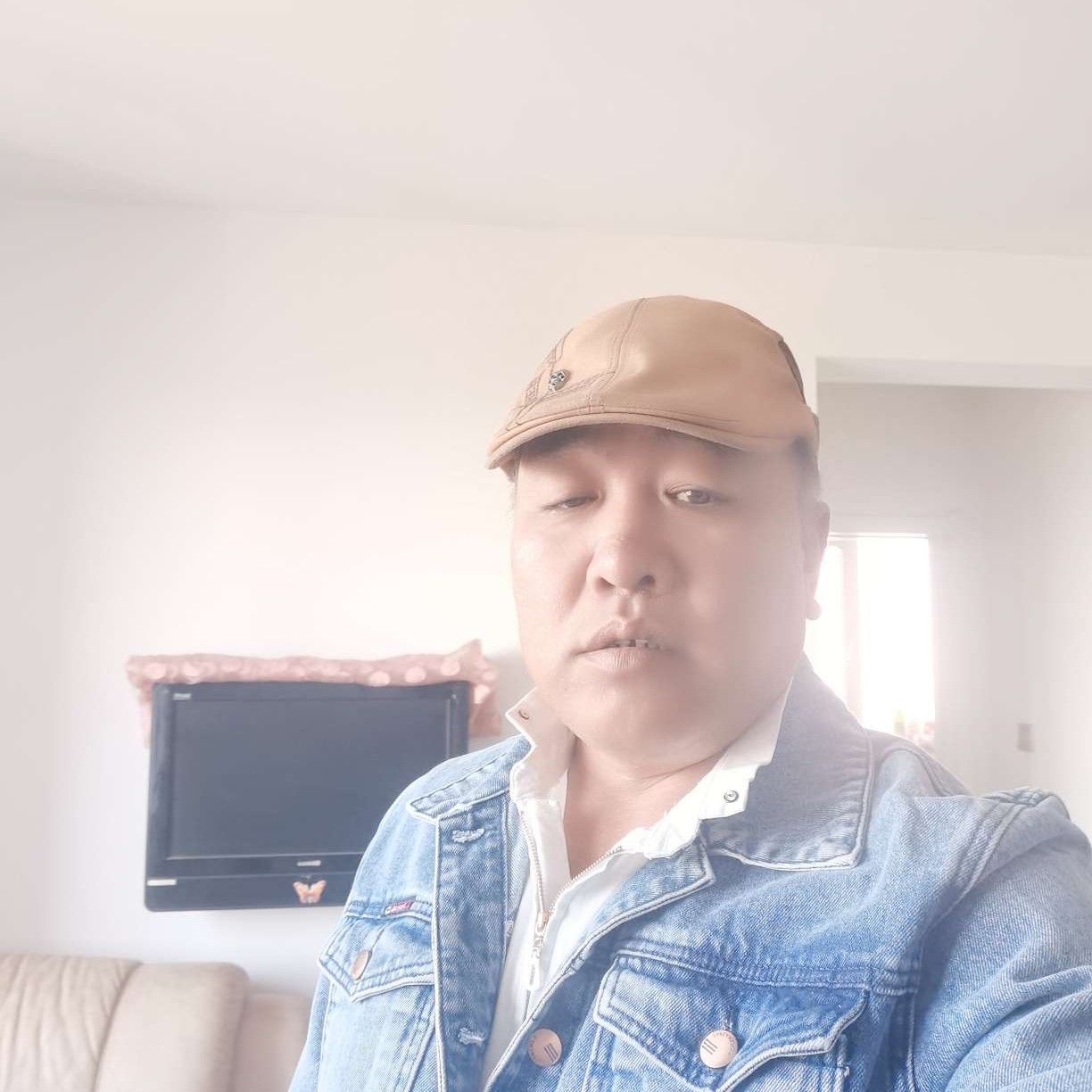 口红放弃拉长的照片