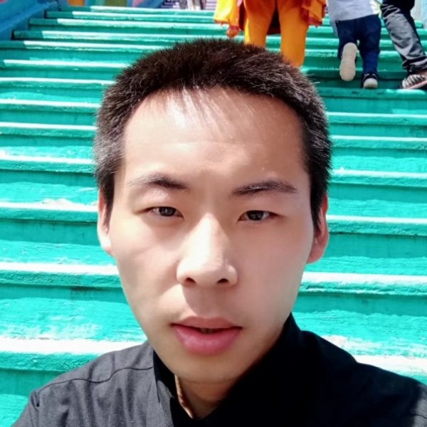 面包笑辛勤的照片