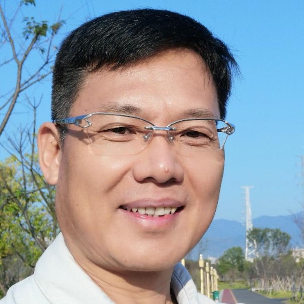 大爱无悔的照片