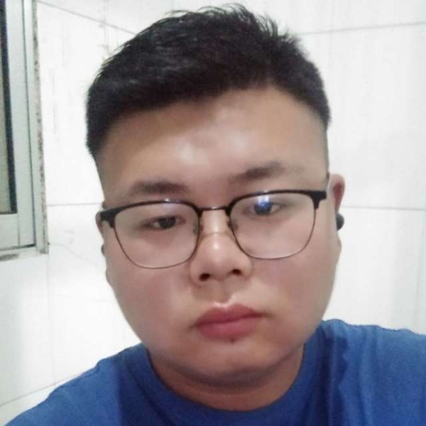 qwery的照片