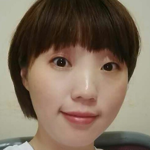 无限睫毛膏的照片