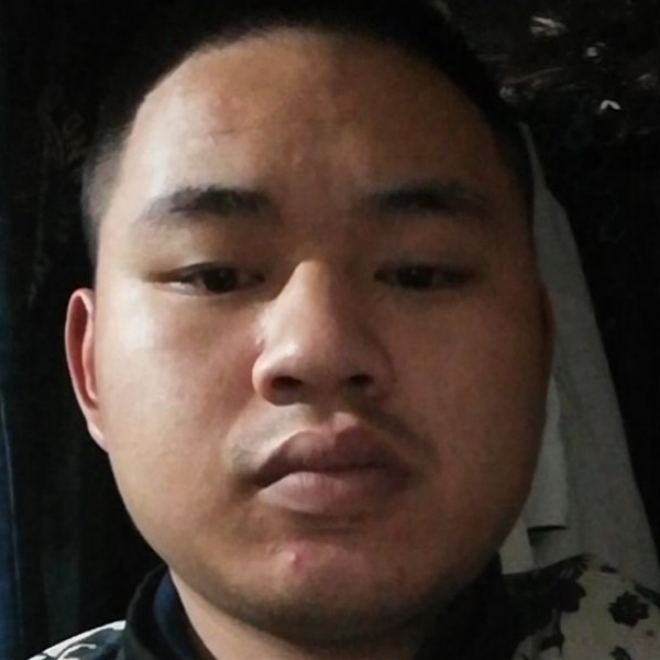 沉默还路人的照片