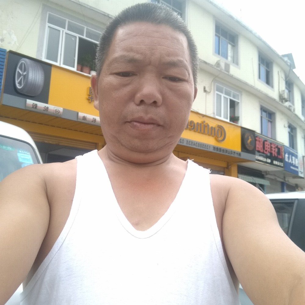 曹志忠的照片