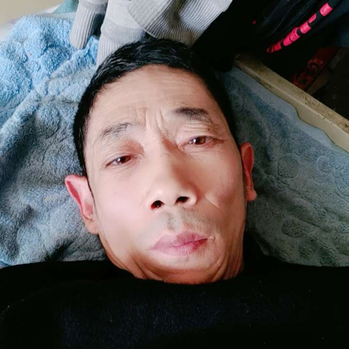 陌上扯笑靥的照片