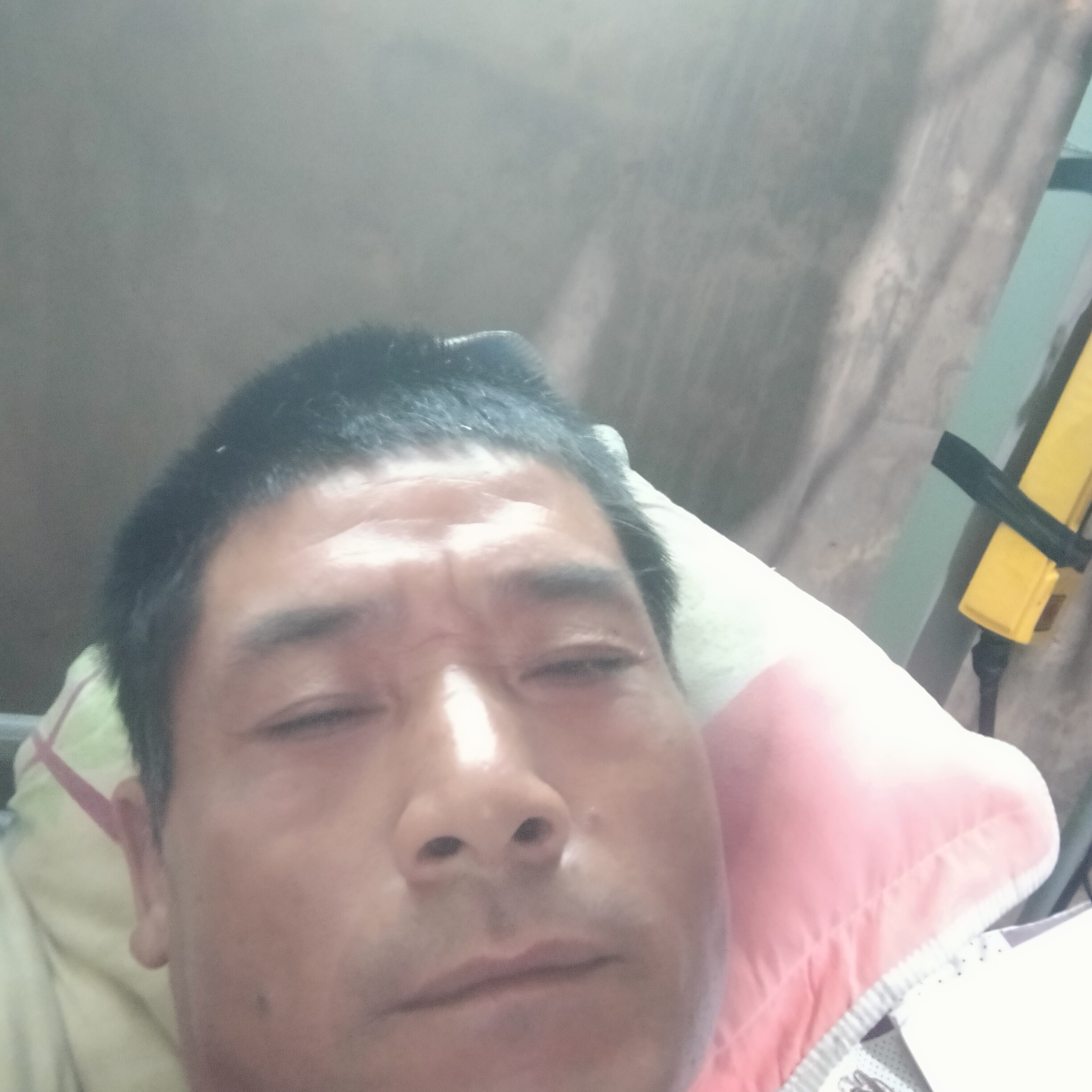 落寞保卫飞机的照片
