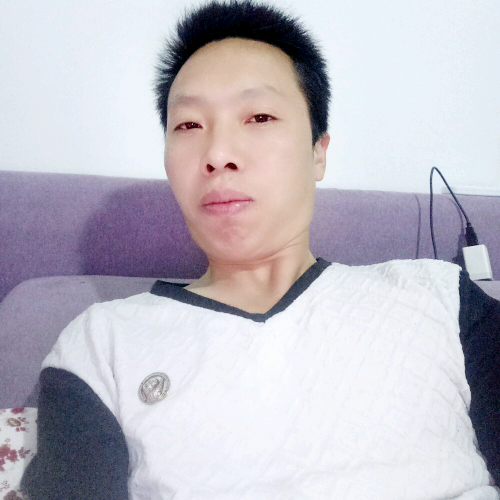 忧心路人的照片