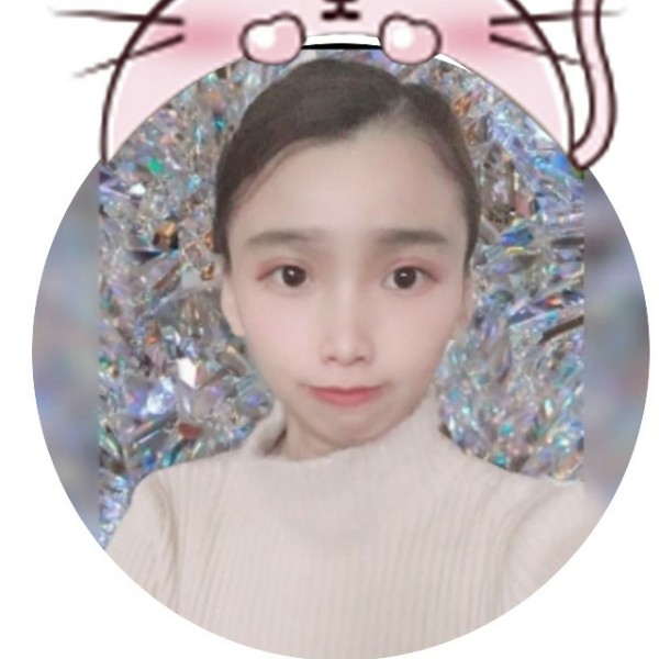 幼稚小松鼠的照片
