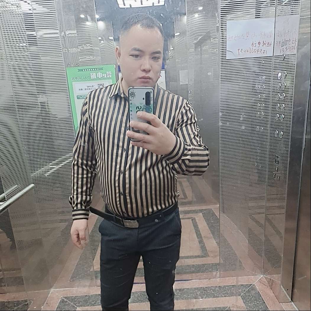 sie韦小宝的照片