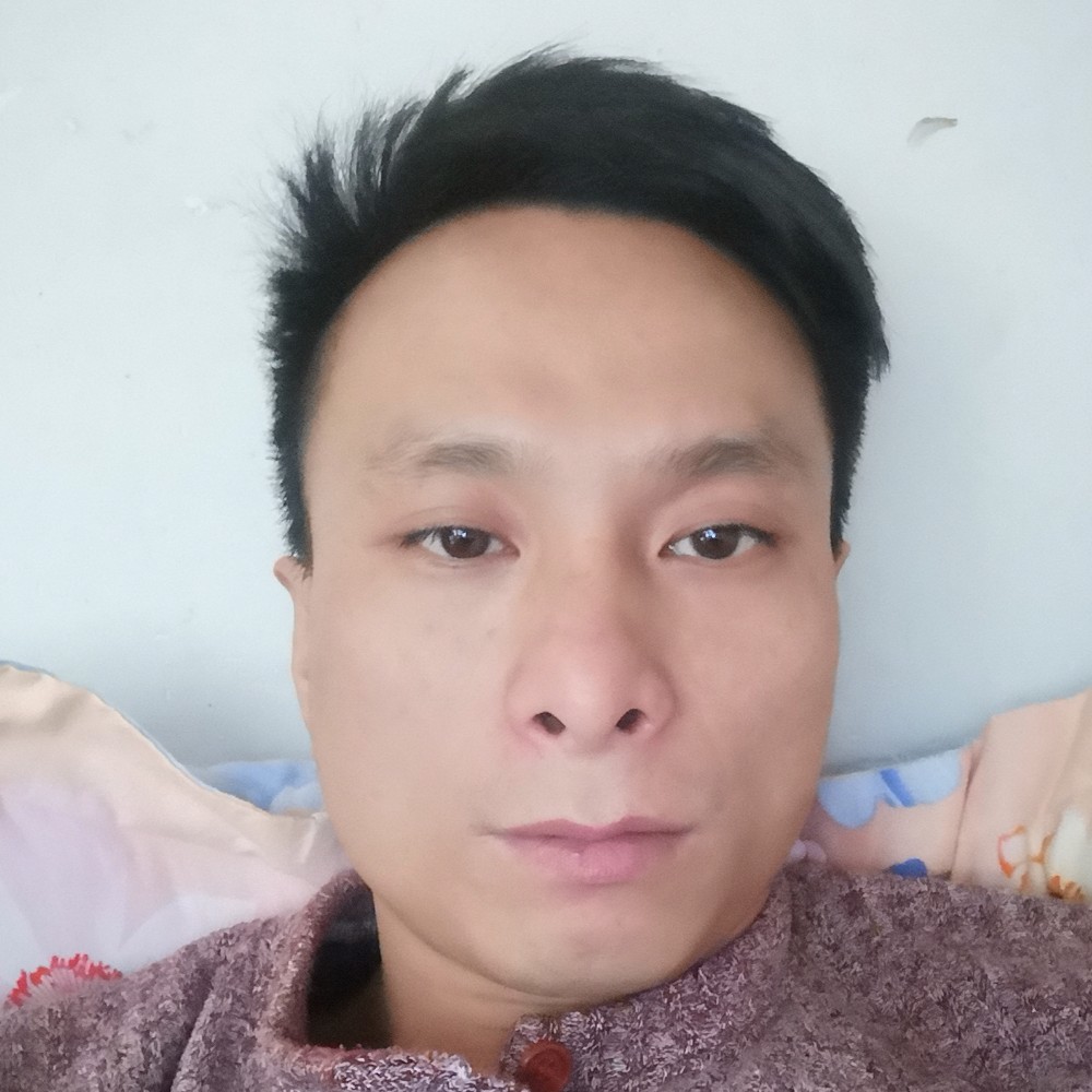 积极笑靥的照片