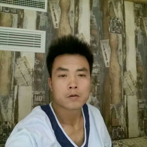 C935444877的照片