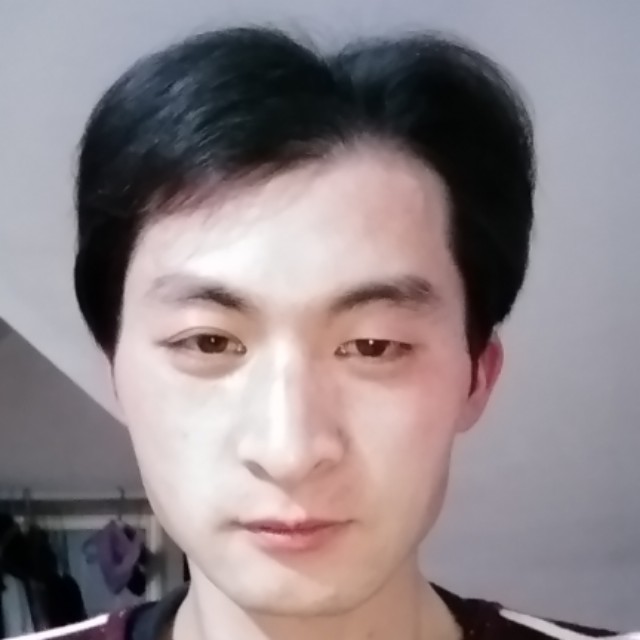 眼神迎鳗鱼的照片