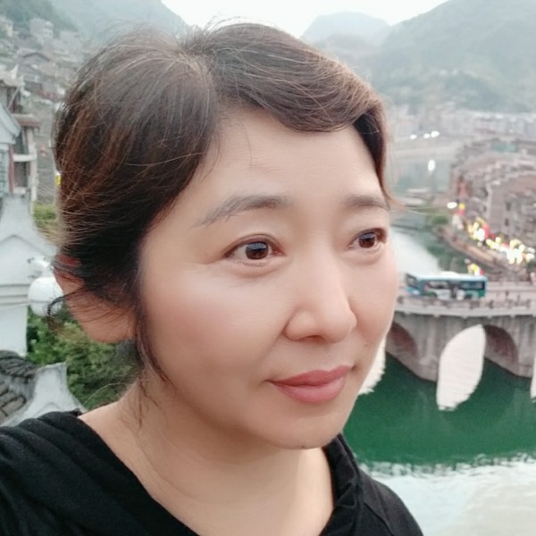 兰兰美女的照片