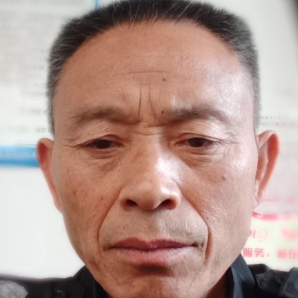 萝莉满意的照片