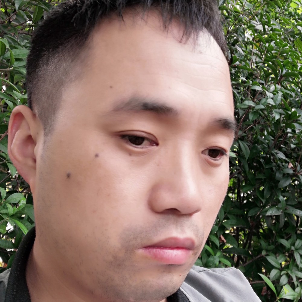 唐希才的照片