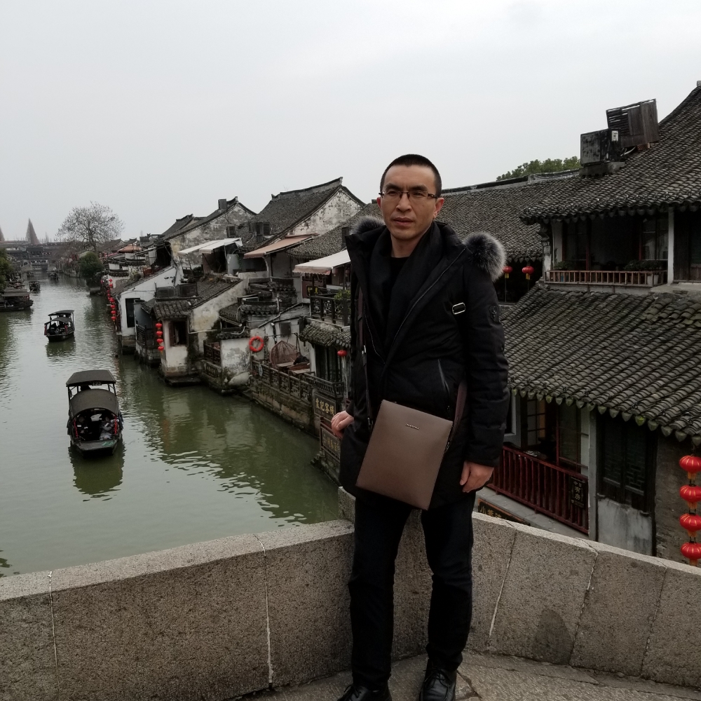 与谁共舞cys的照片