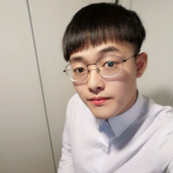 路人改变畅快的照片