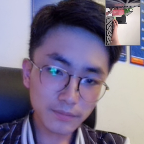 温柔的超短裙的照片