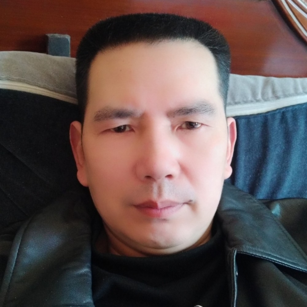 ♛微笑掩饰伤痕♛的照片