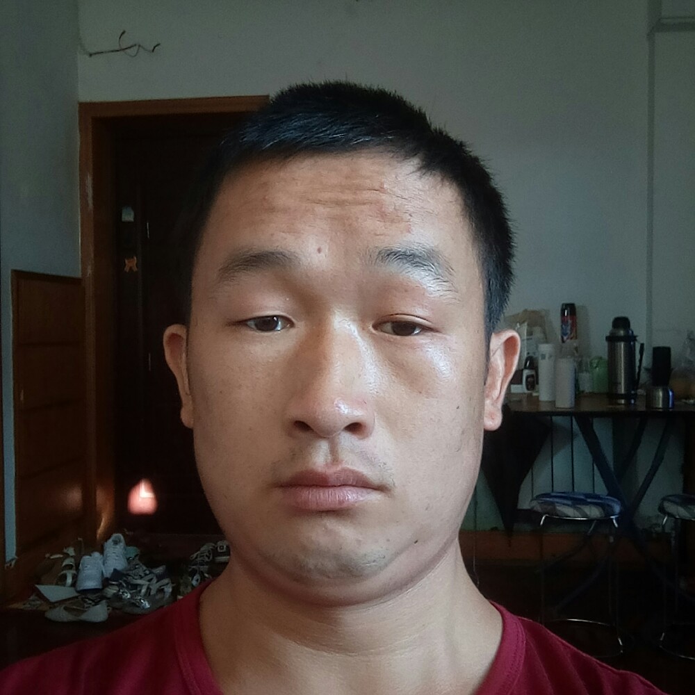 尘宵搞怪的照片