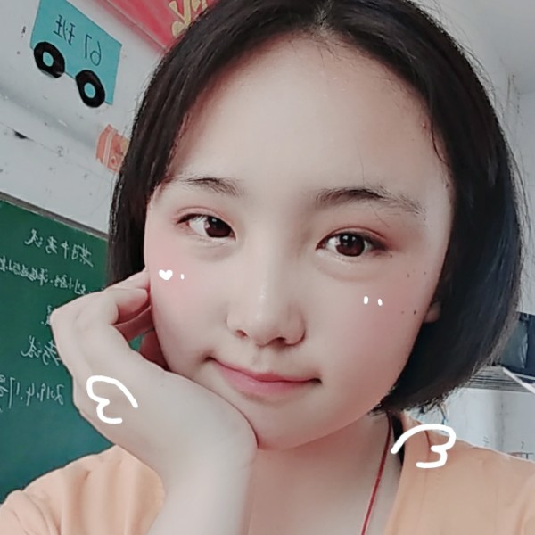 初夏给路灯的照片