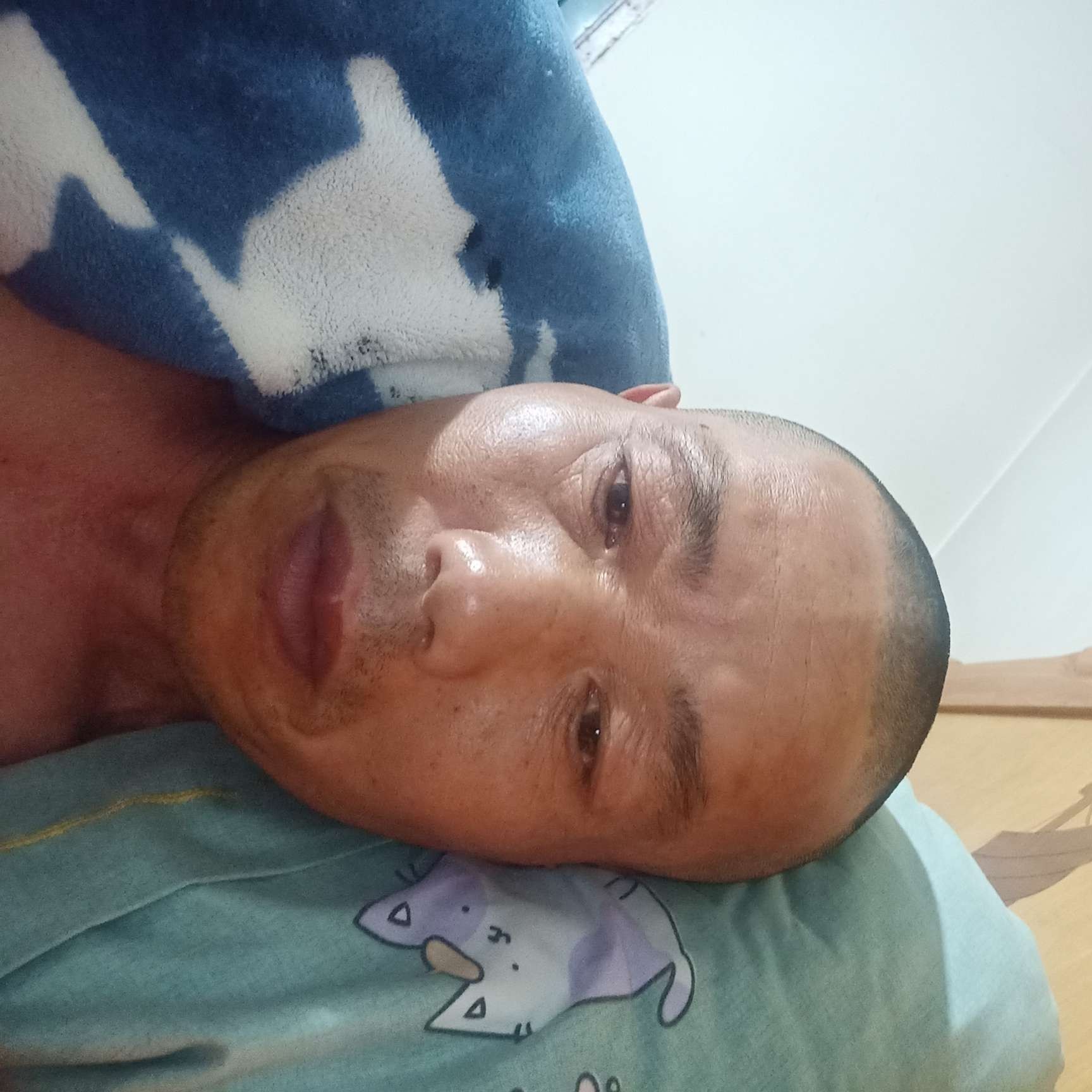 冷傲苦恋电源的照片