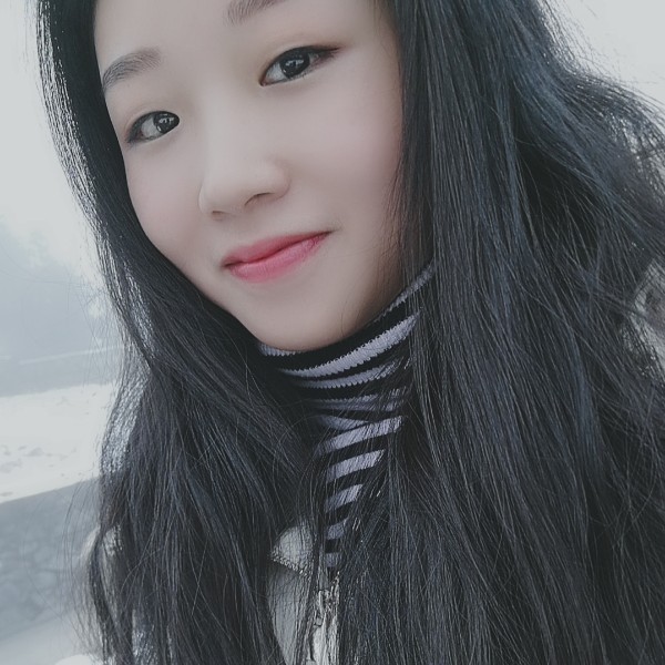 微微呀的照片