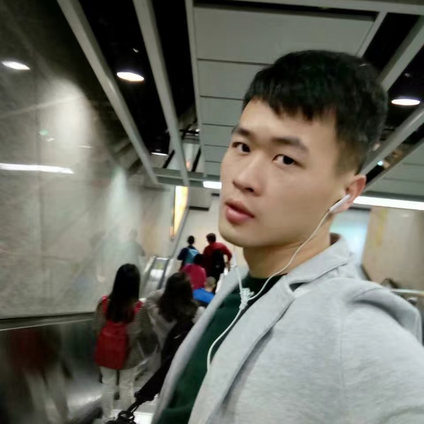小记者的照片