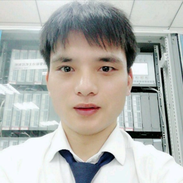 默默关心的照片