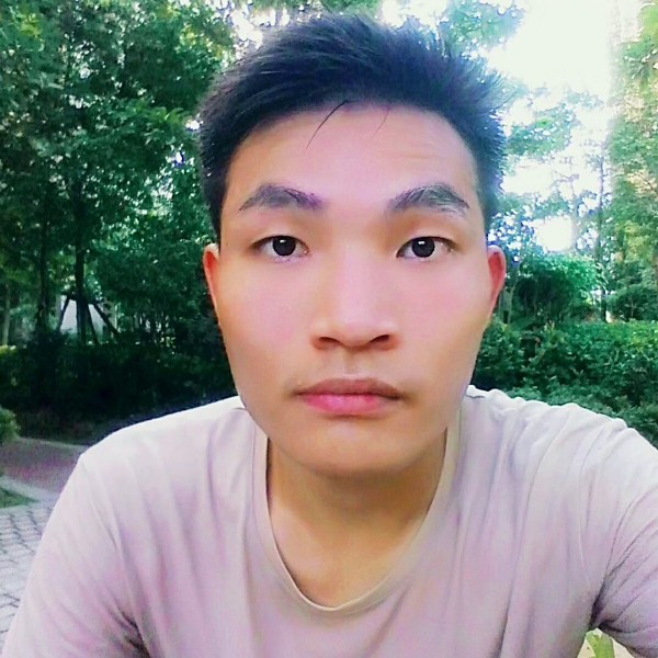 魁梧小懒猪的照片