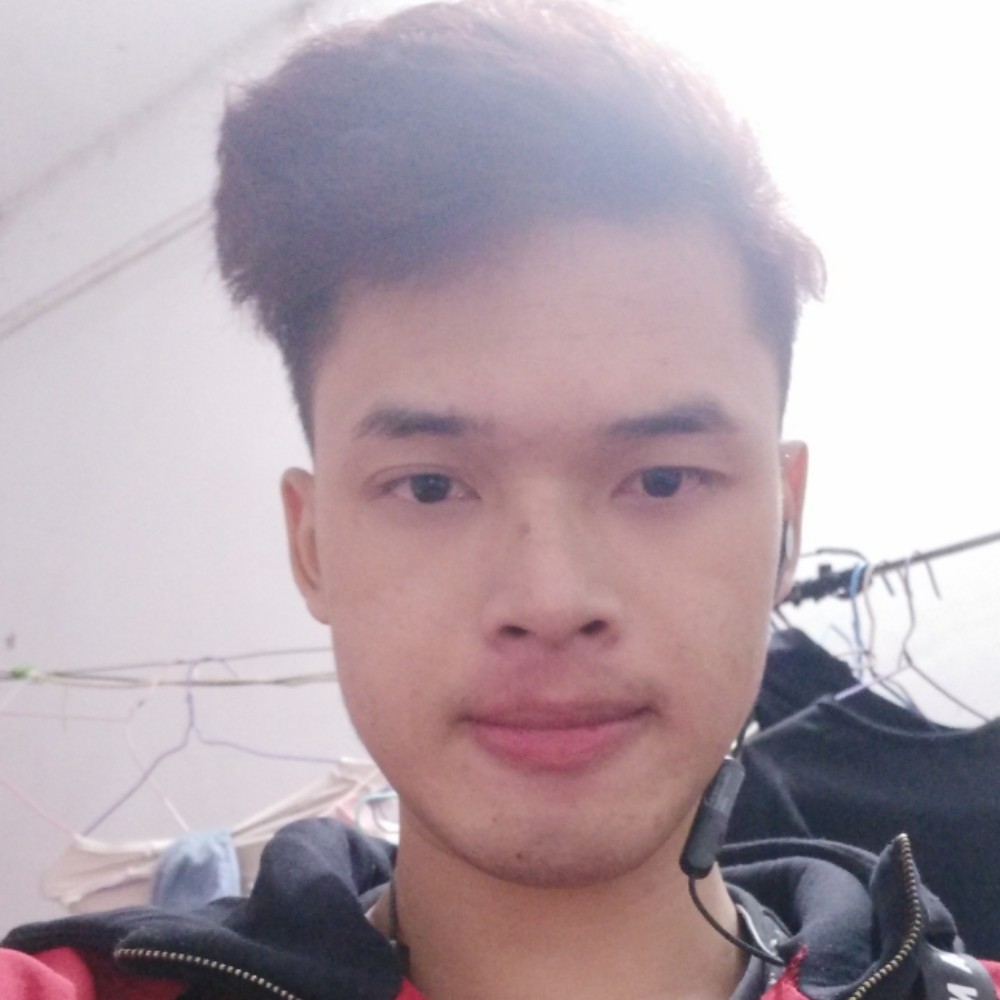 怕黑西装的照片