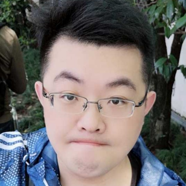呆萌放弃数据线的照片