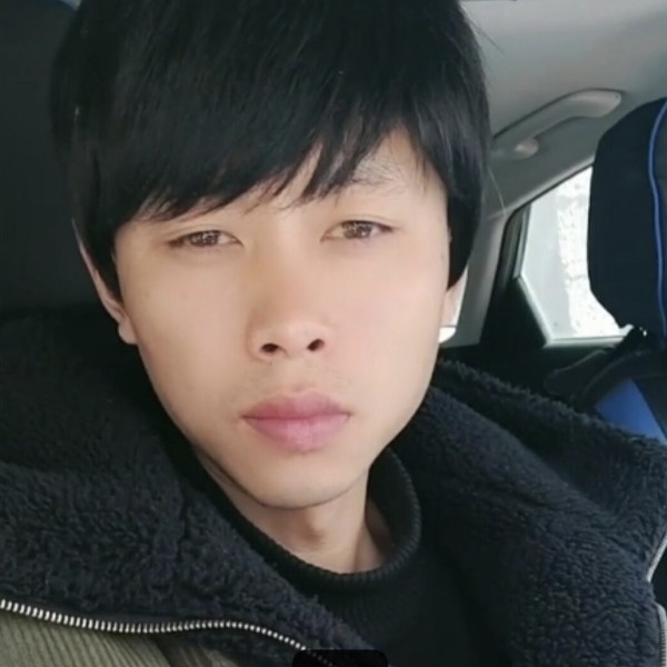 舒荷多么自由的照片