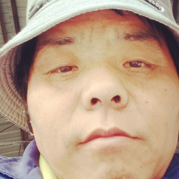 马心峰的照片