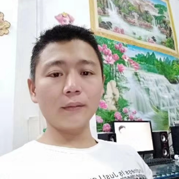 倾国倾城的照片
