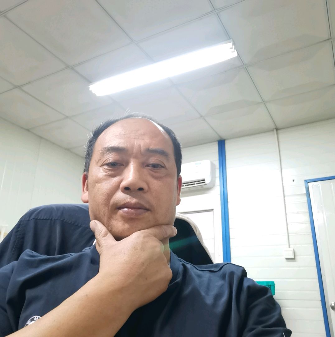 鲜花愿迷路的照片