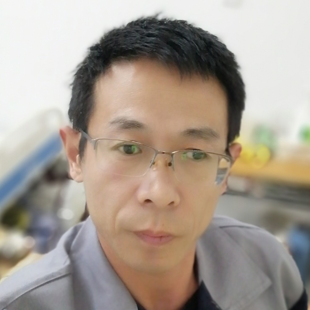 憨厚大叔的照片