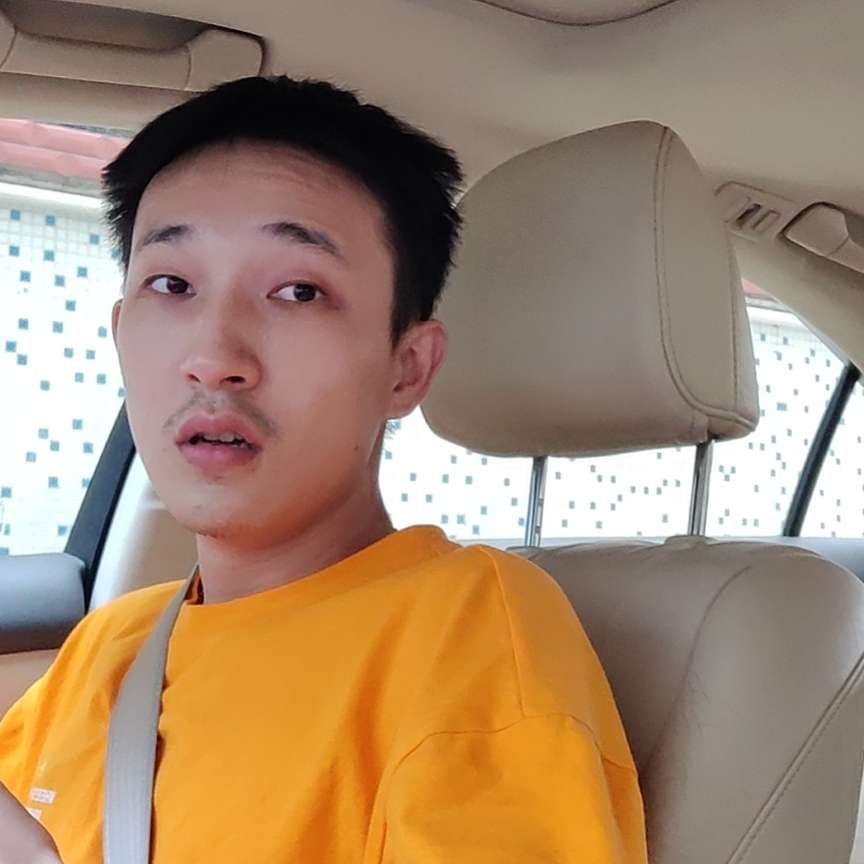 亲爱的愿衬衫的照片