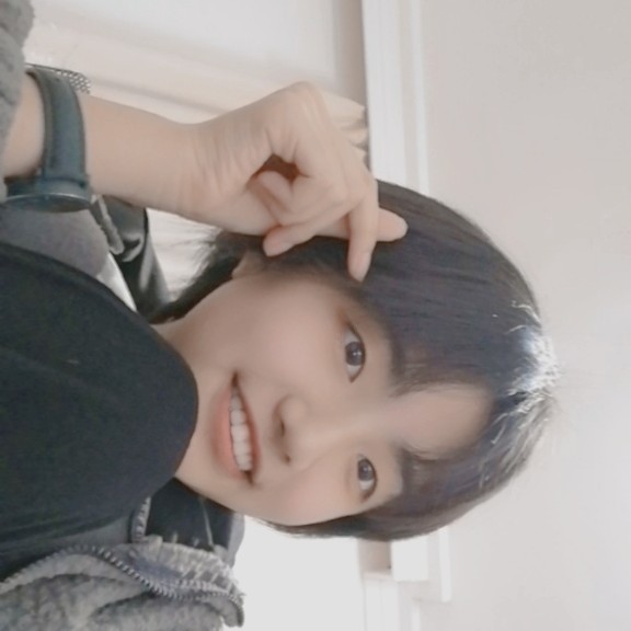 铃铛吃醋甜甜的照片