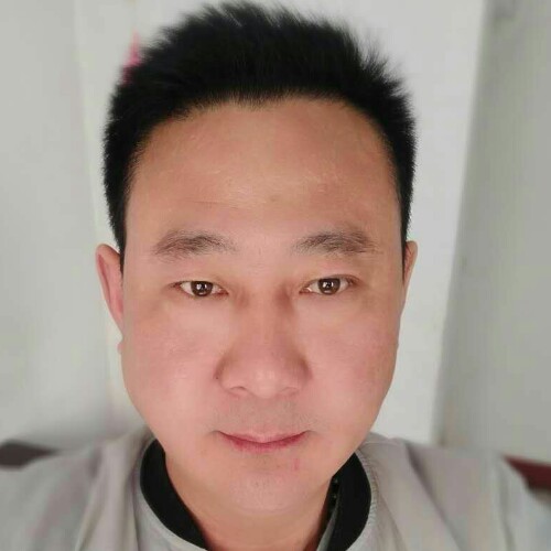 浪打浪花的照片